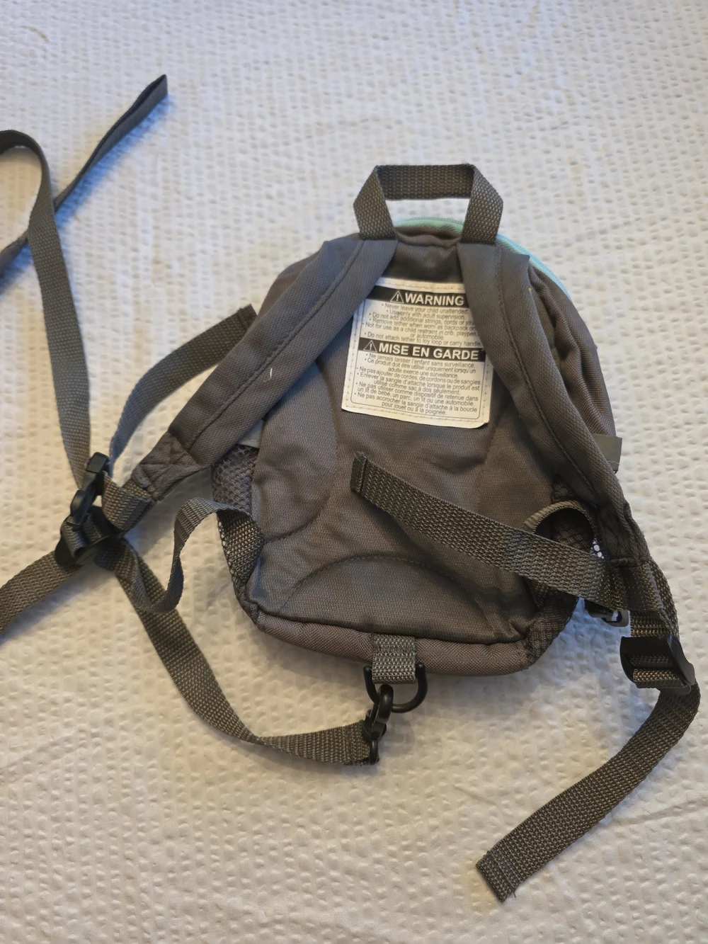 Munchkin Brica By-My-Side safety harness toddler backpack